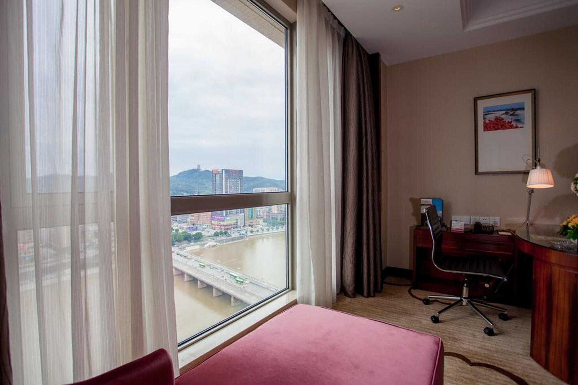 Ramada Plaza Shaoguan City Centre מראה חיצוני תמונה