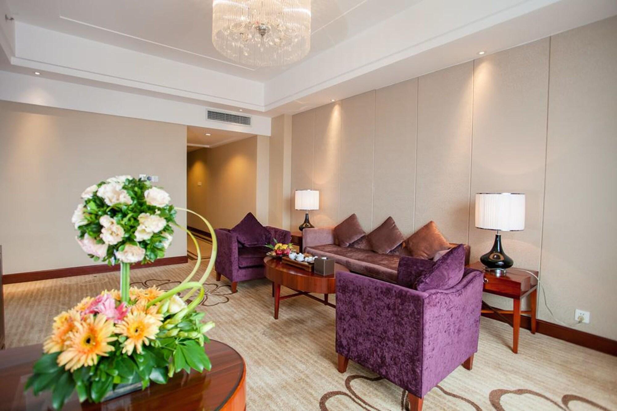 Ramada Plaza Shaoguan City Centre מראה חיצוני תמונה