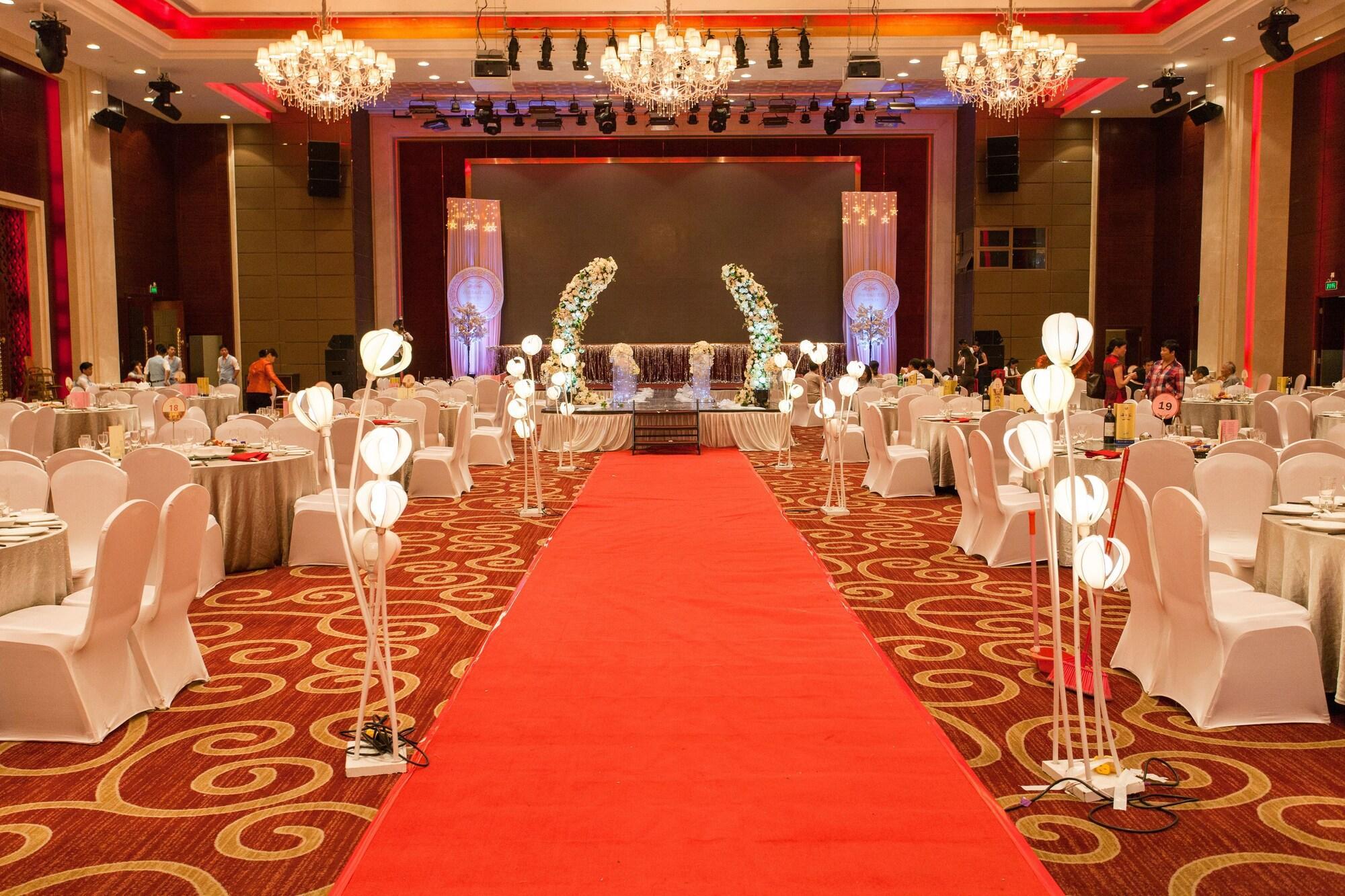 Ramada Plaza Shaoguan City Centre מראה חיצוני תמונה