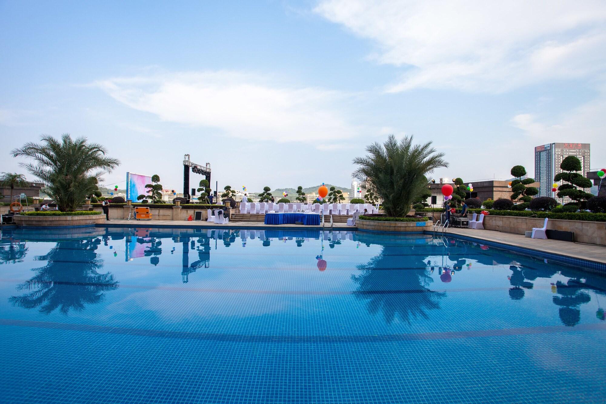 Ramada Plaza Shaoguan City Centre מראה חיצוני תמונה